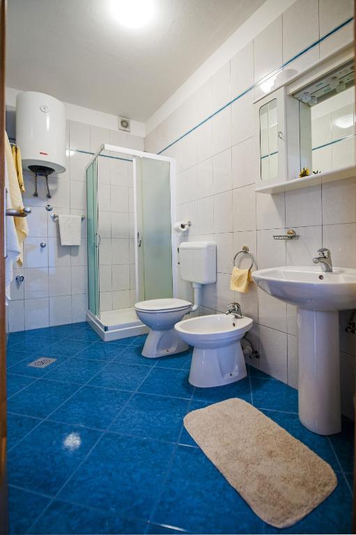 Apartments Bella - 17