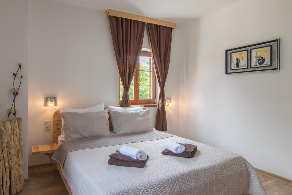 Rustic Lodge Plitvice - 6