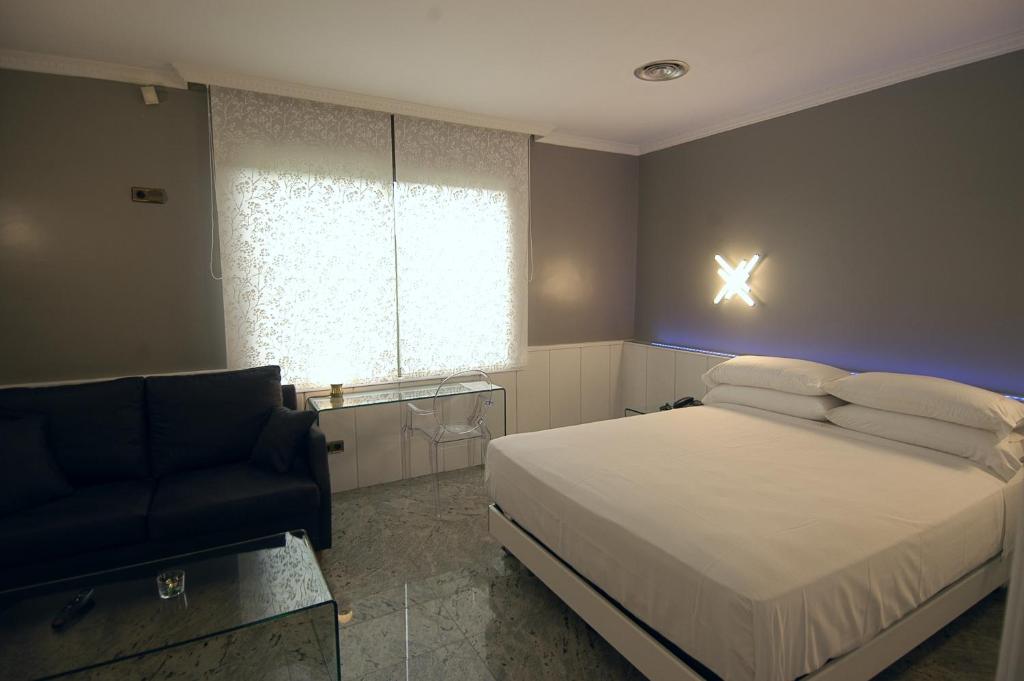 Felix Hotel - Villa With Hot Tub And Terrace