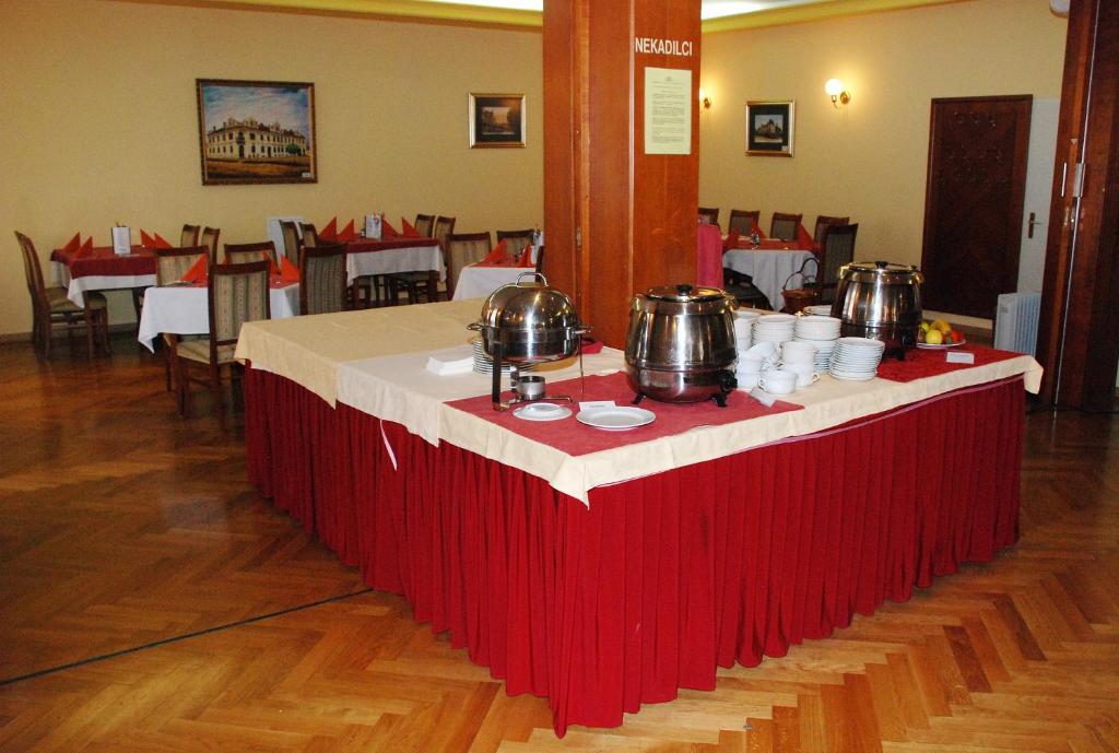 Hotel Zvezda, Murska Sobota – Updated 2024 Prices