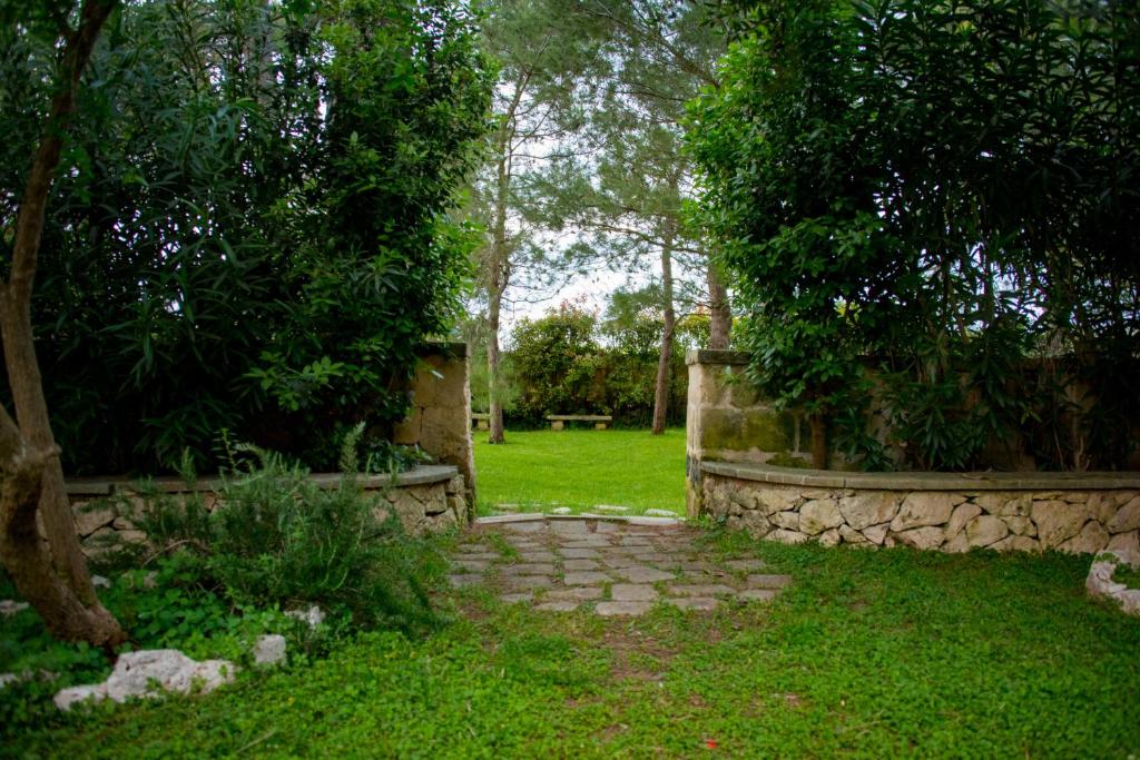 Сад в Masseria Gattamora