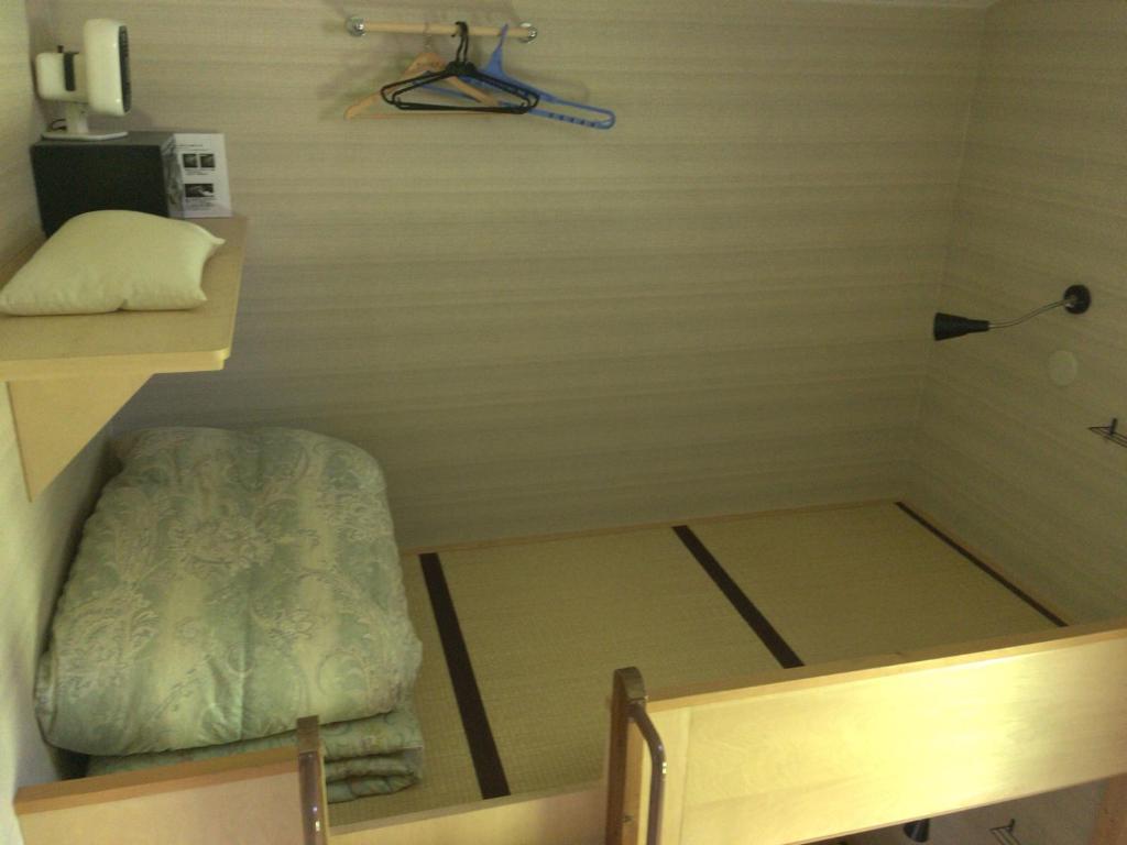Posezení v ubytování Niseko Tabi-tsumugi Backpackers