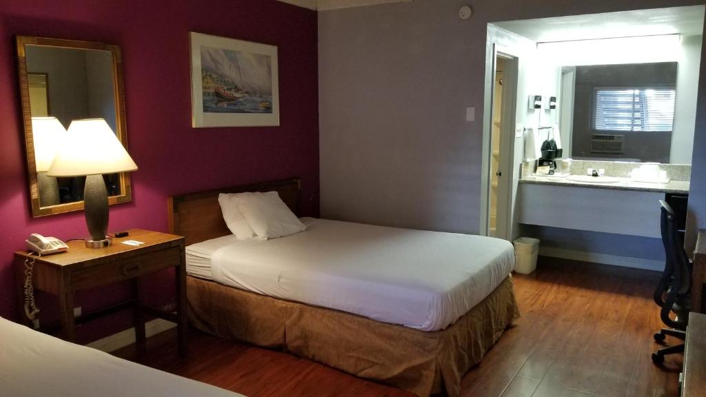 Santa Fe Inn - Pueblo - Double Room - No Fumadores