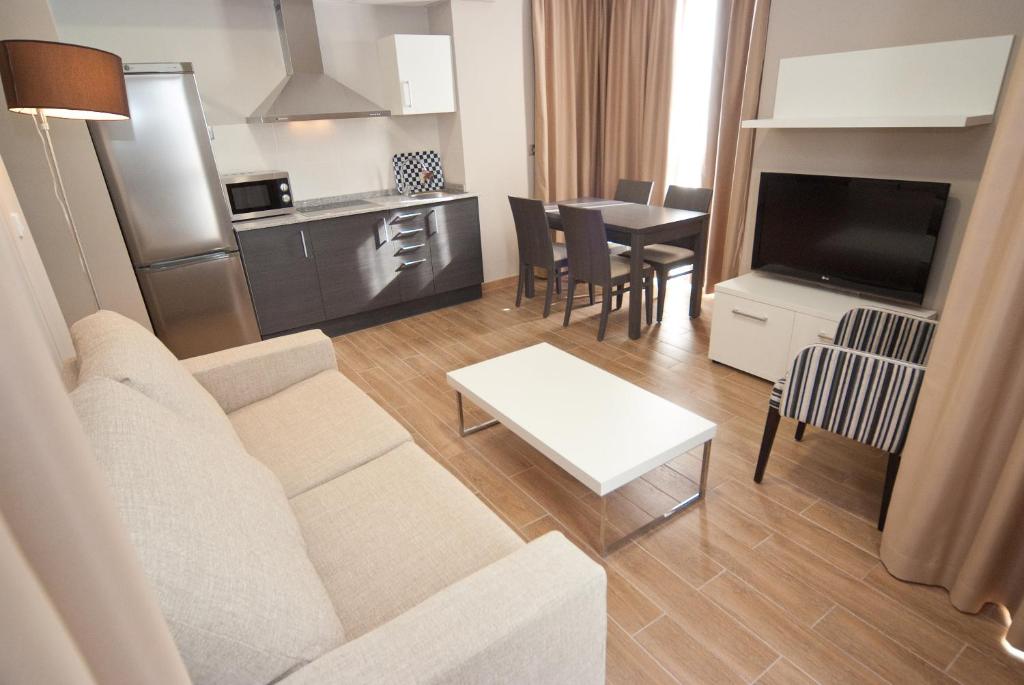 Kuchyň nebo kuchyňský kout v ubytování Apartahotel & Spa Jacetania