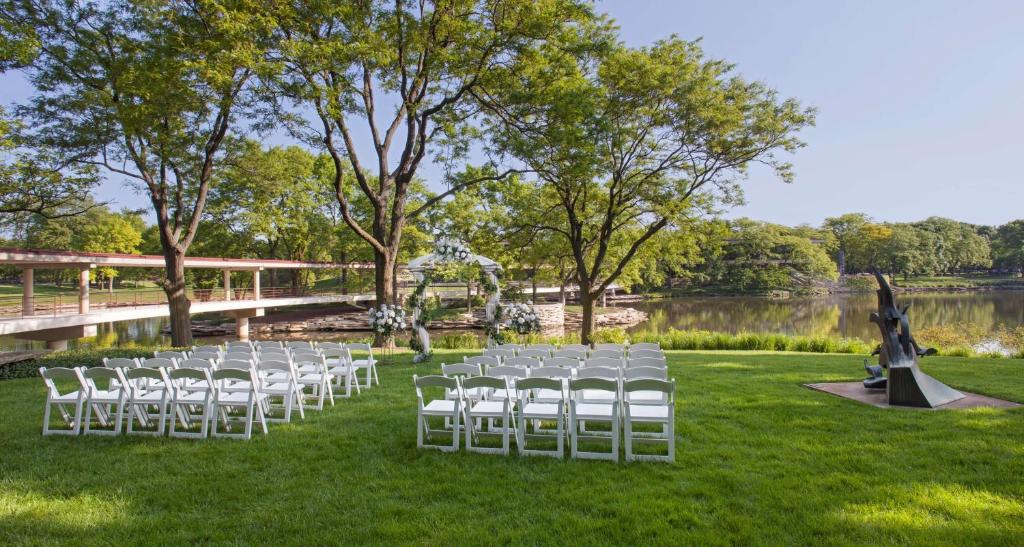 Hyatt Lodge Oak Brook Chicago photo