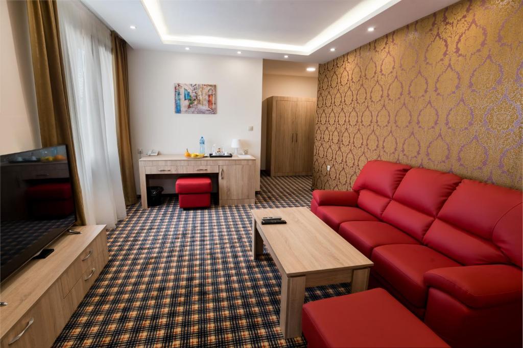 SPA Kompleks Raiski Kat - Apartment With Pool View