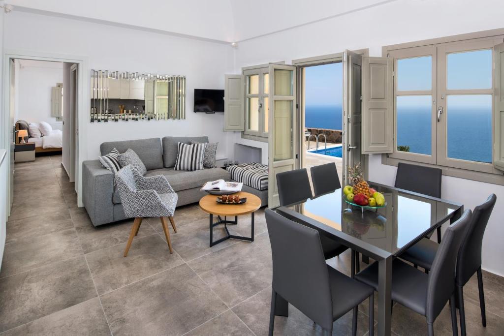 Część wypoczynkowa w obiekcie Theano Cave Suites & Villas