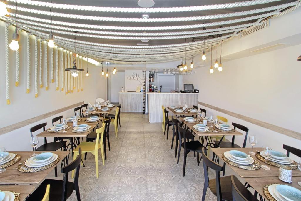 Restaurace v ubytování Kalamota Beach House