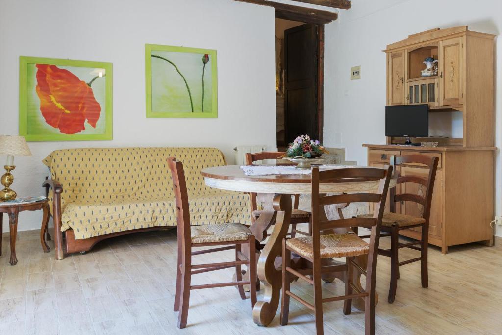 Agriturismo Santa Caterina - Appartement Met één Slaapkamer Met Een Bankje