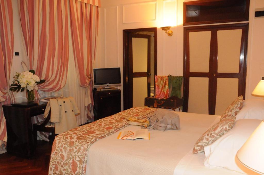 Hotel De La Ville - Resim 29