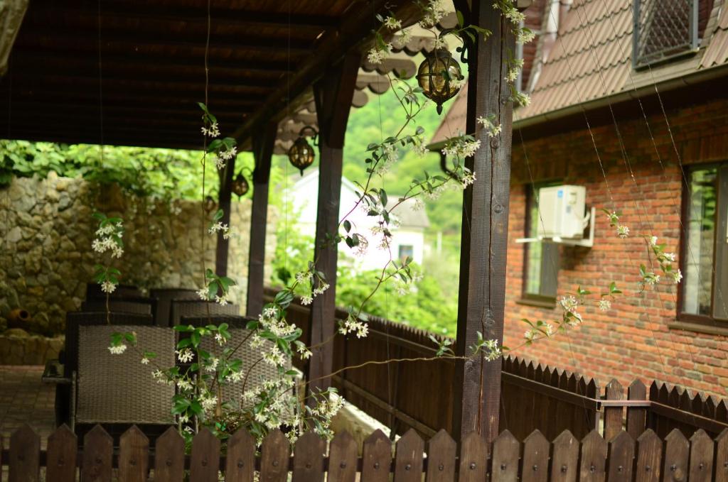 Zahrada ubytování DzhaNat Hotel