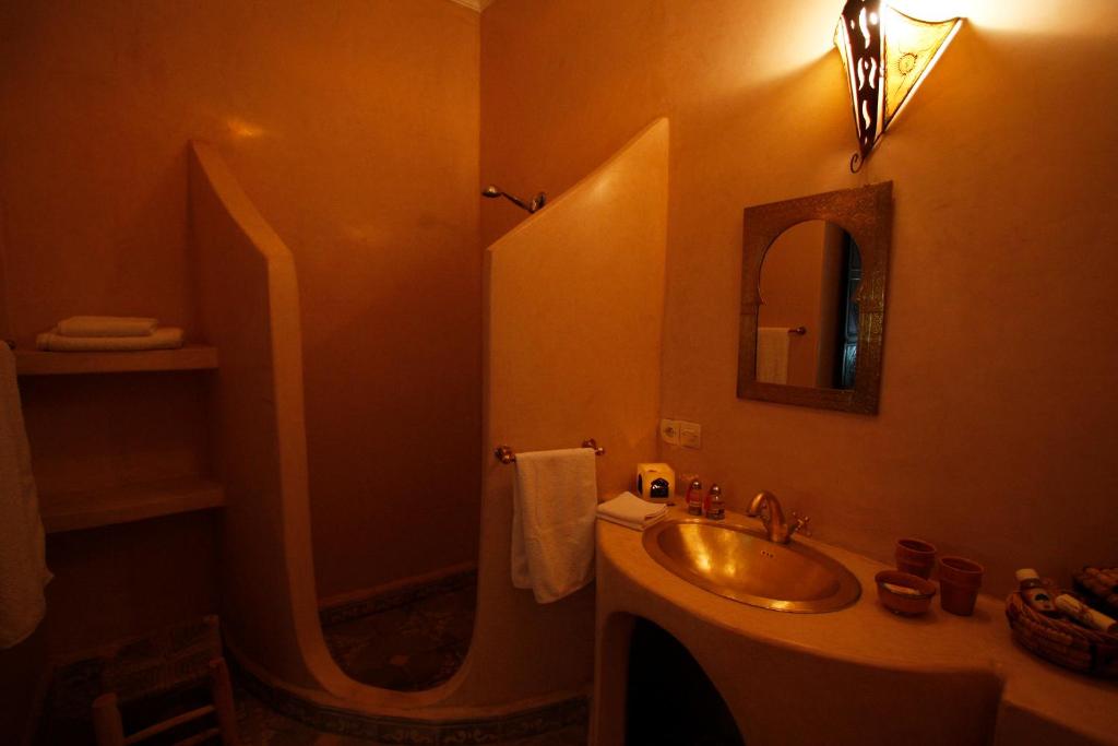 Koupelna v ubytování Riad Dar Zampa