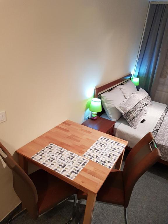 Postel nebo postele na pokoji v ubytování ELG Rooms