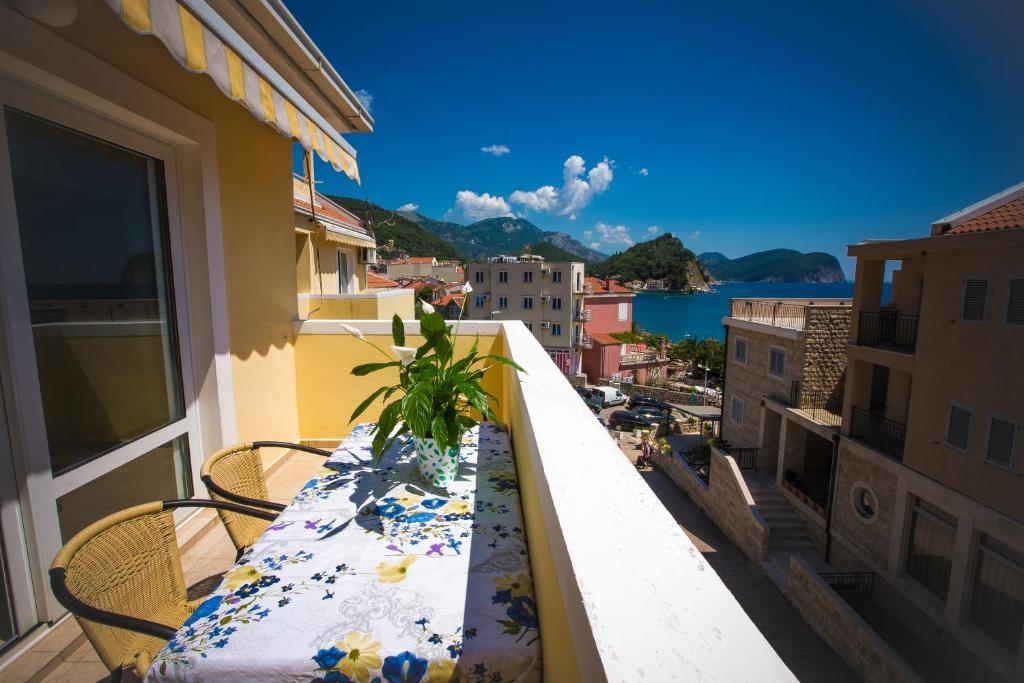 Petrovac Apartments