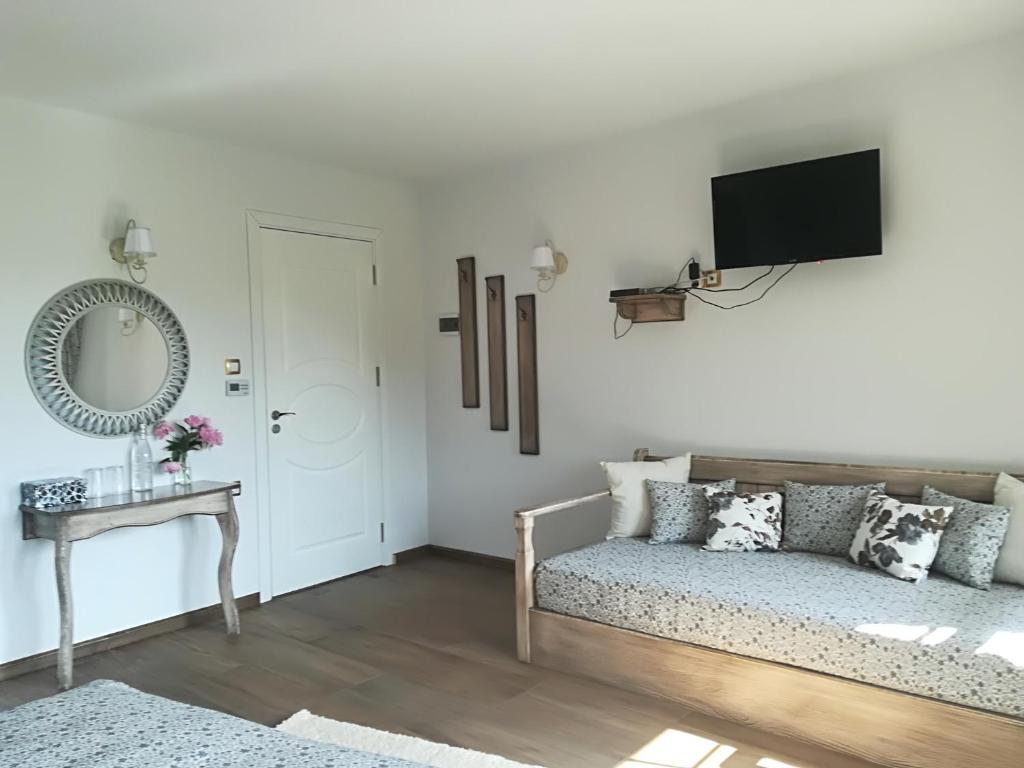 TV a/nebo společenská místnost v ubytování Manoleva House