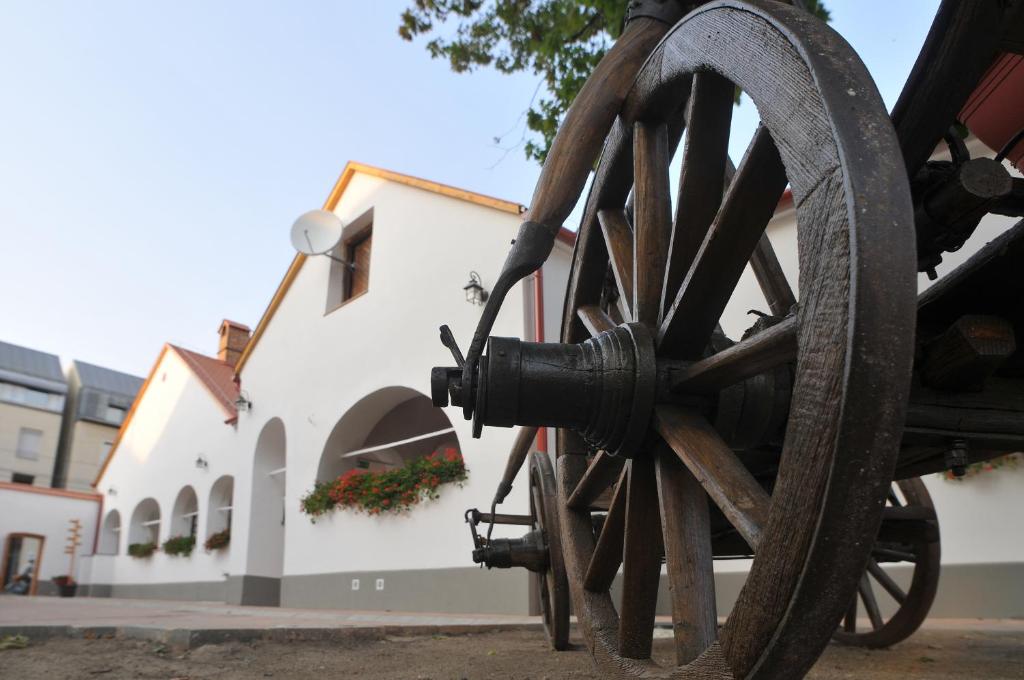 Régi Posta Hotel és Étterem - Resim 30