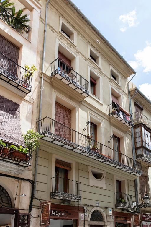 FLORIT FLATS - Serranos Apartment, Valencia – Precios ...