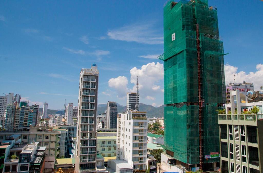 Nespecifikovaný výhled na destinaci Nha Trang nebo výhled na město při pohledu z hotelu