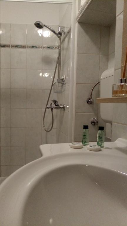 Koupelna v ubytování Studios Dalino