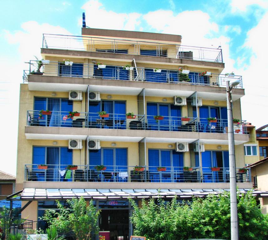 Budova, kde se hotel nachází