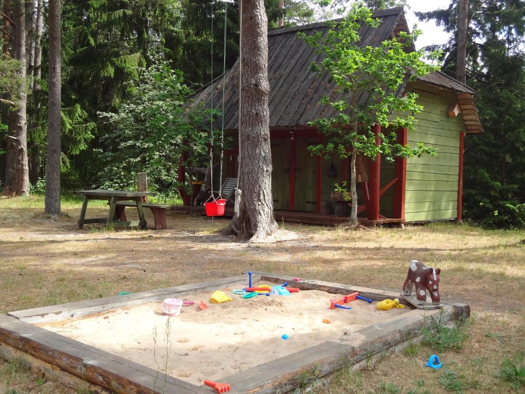 Zahrada ubytování Järve Cottages