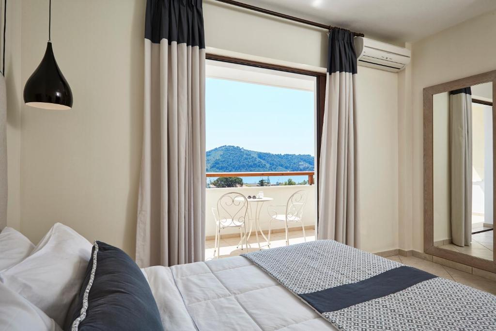 Příroda nedaleko aparthotelu