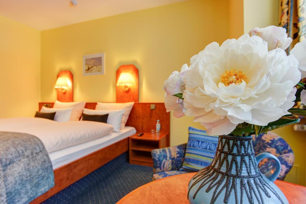 Hotel Elbinsel free parking - Resim 38