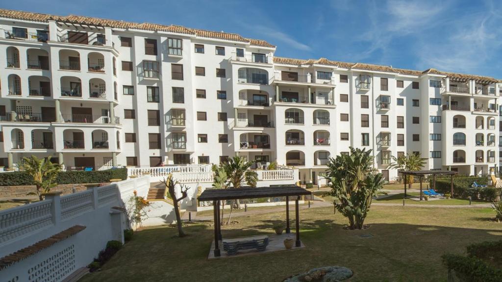 Budova, v ktorej sa apartmán nachádza
