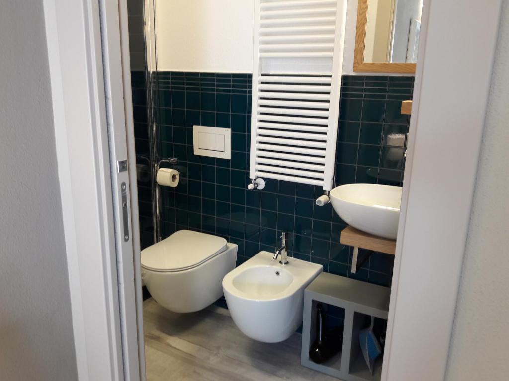 Łazienka w obiekcie Santa Marta Rooms - Vernazza