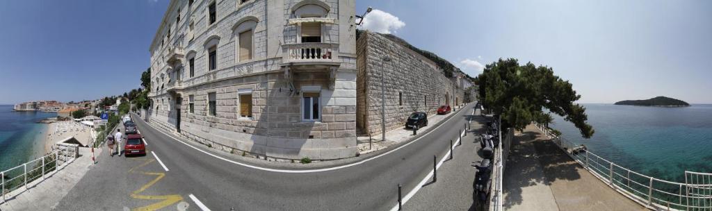 The Beachfront Dubrovnik Old Town - 17