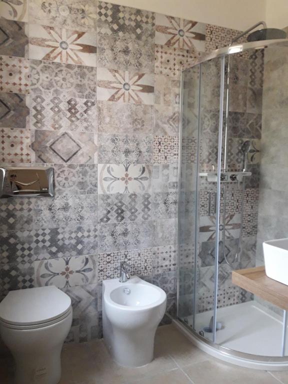 Koupelna v ubytování Masseria Scianne