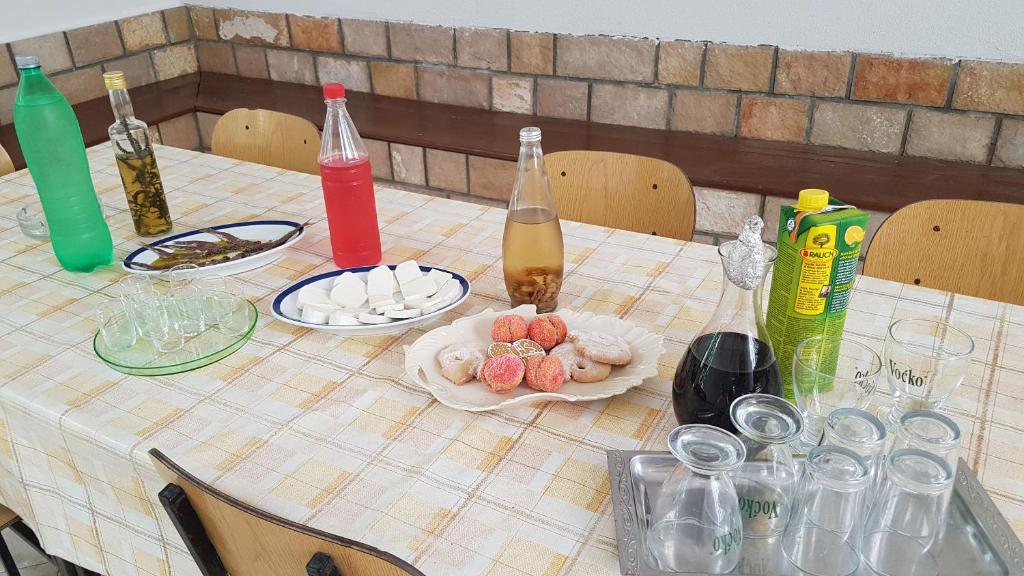 Nápoje v ubytovaní House Fani