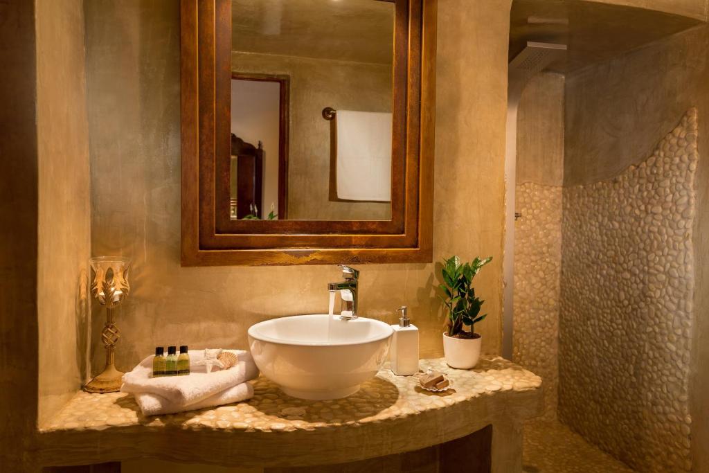 Annio Santorini - 19