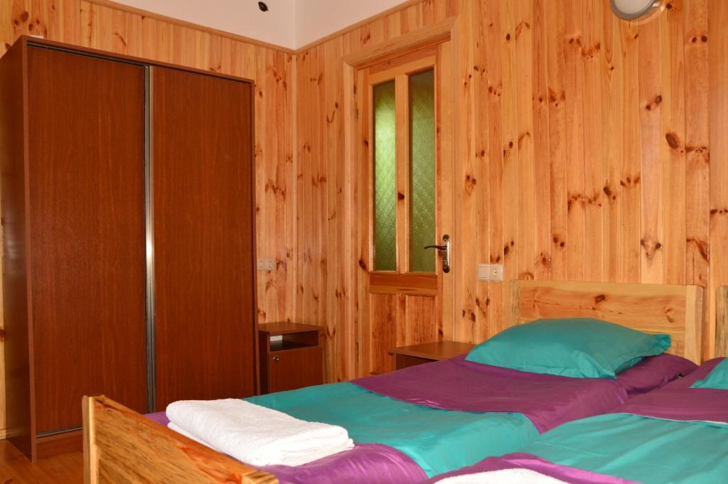 Postel nebo postele na pokoji v ubytování Kobuleti Pines Resort