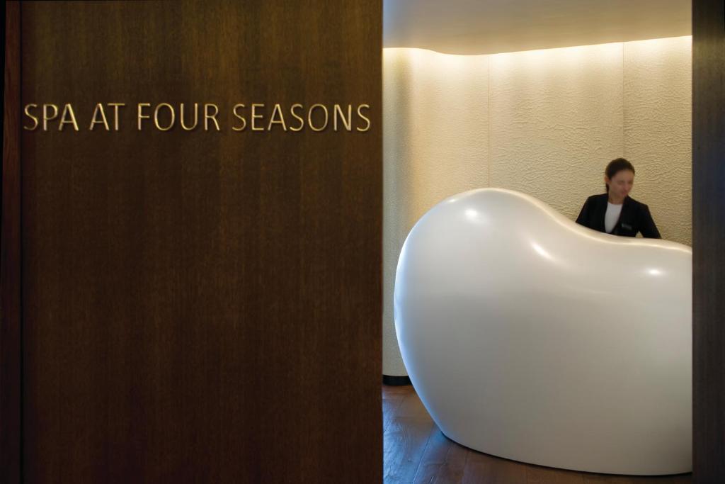 Four Seasons Hotel London at Park Lane