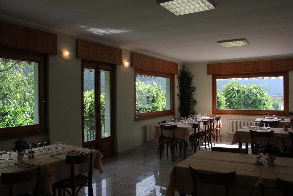Restaurace v ubytování albergo bellavista
