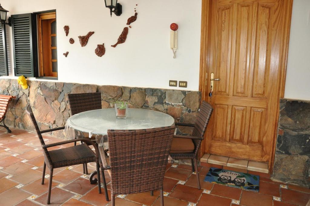 A seating area at Bonita casa cálida para el relax con wifi