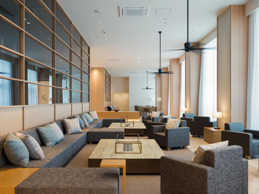 Posezení v ubytování Shirahama Key Terrace Hotel Seamore