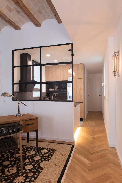 FLORIT FLATS - Chic and Central in a lively but quiet area ...