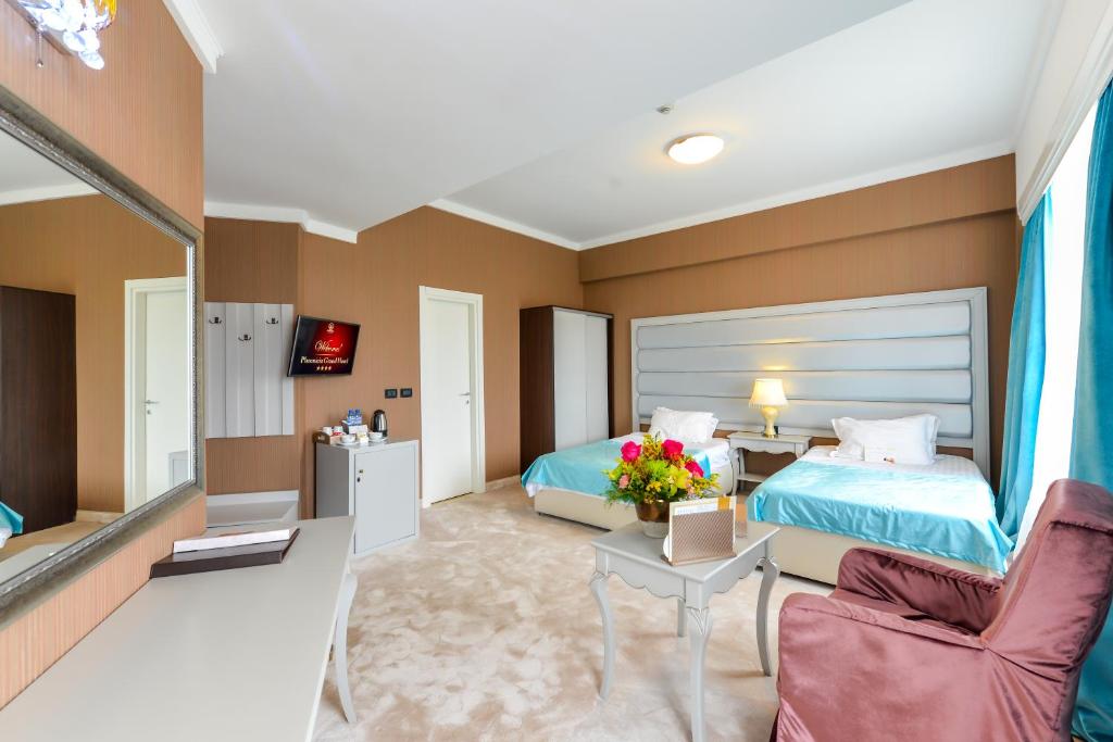 Phoenicia Grand Hotel - Resim 15