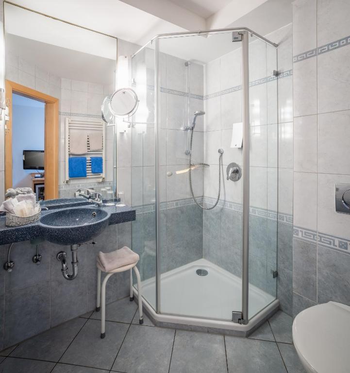 Koupelna v ubytování Hotel Atrium Garni