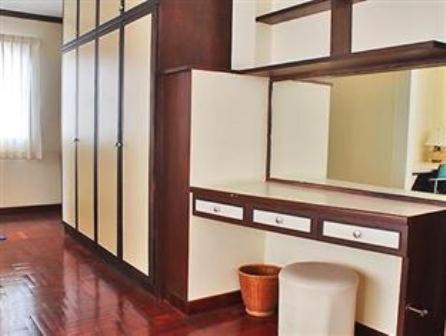 Fotografie z fotogalerie ubytování M In Korat Service Apartment v destinaci Nakhon Ratčasima