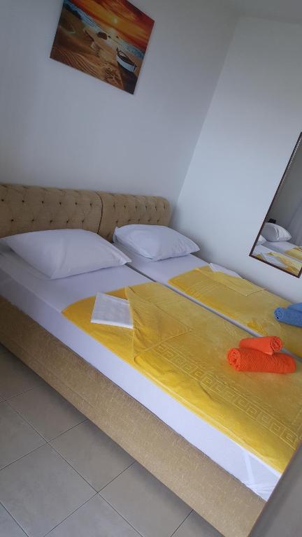 Postel nebo postele na pokoji v ubytování Guest House Ivo Jovanovic