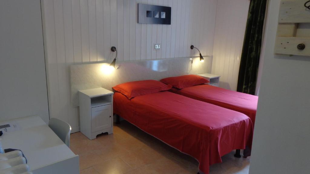 Postel nebo postele na pokoji v ubytování Hotel Edelweiss
