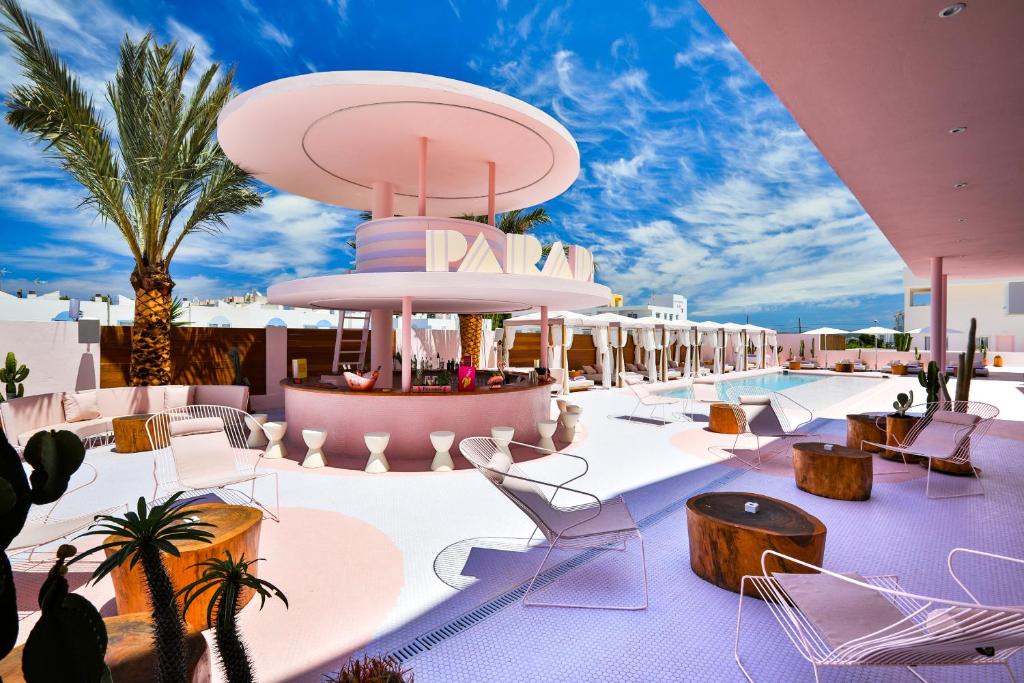 Paradiso Ibiza Art Hotel - Adults Only, Bahia de Sant Antoni ...