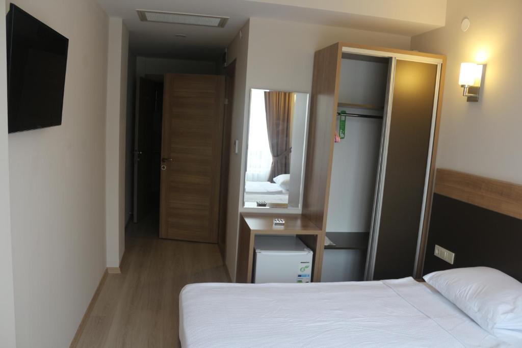 Longoz Hotel - Economy Double Room