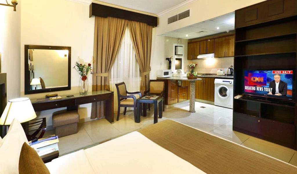 REST NIGHT HOTEL SUITES AL HAMRA