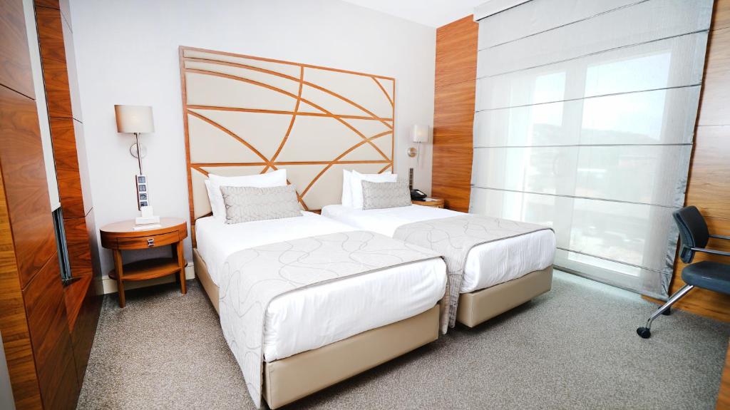 Cevahir Hotel Istanbul Asia - Superior Connection Twin Mit Landansicht