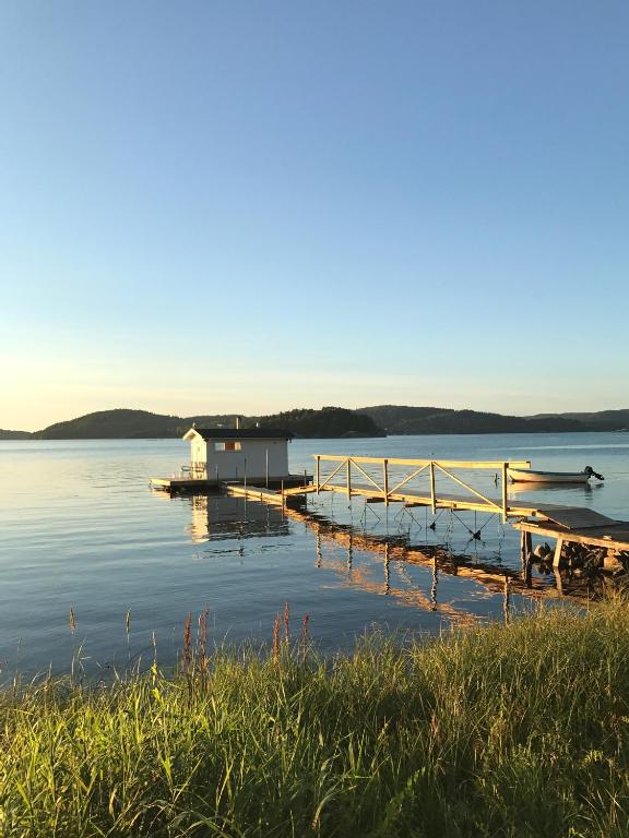 Anfasteröd Gårdsvik - Sjöstugan
