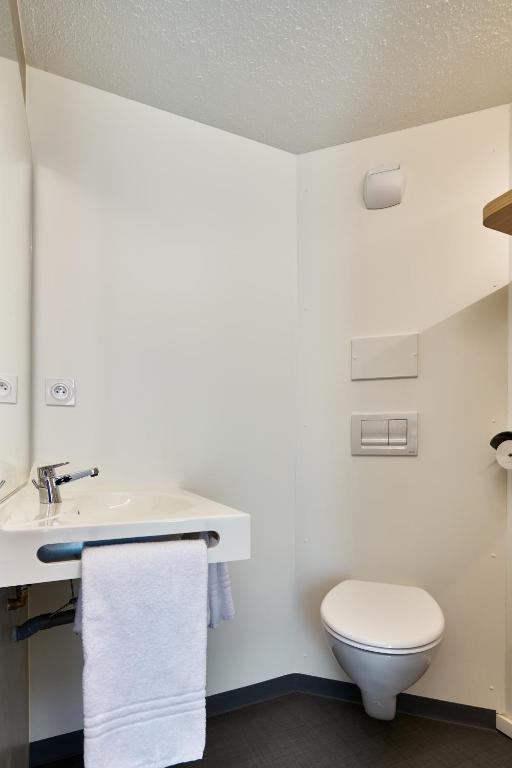 Première Classe La Roche Sur Yon - Vendéspace - Habitación Doble